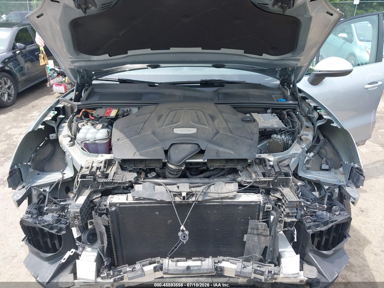 WP1AA2AY3LD****** · 2020 PORSCHE CAYENNE   · 10/11