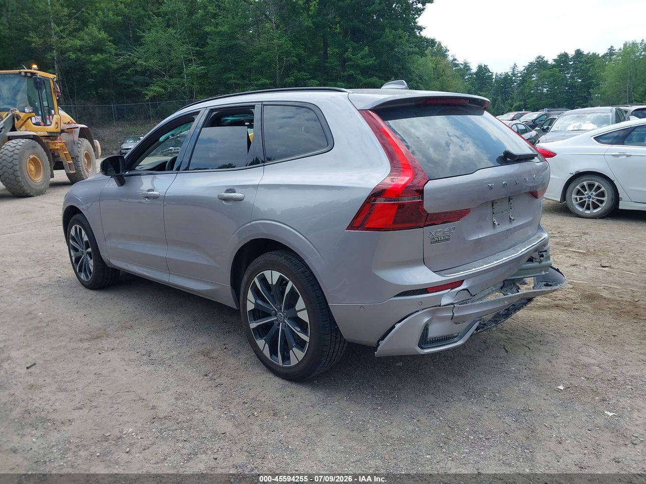 2026 VOLVO XC60 B5 PLUS · 3/11