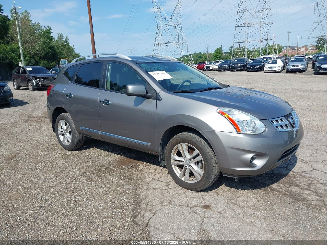 JN8AS5MV9DW****** · 2013 NISSAN ROGUE SV