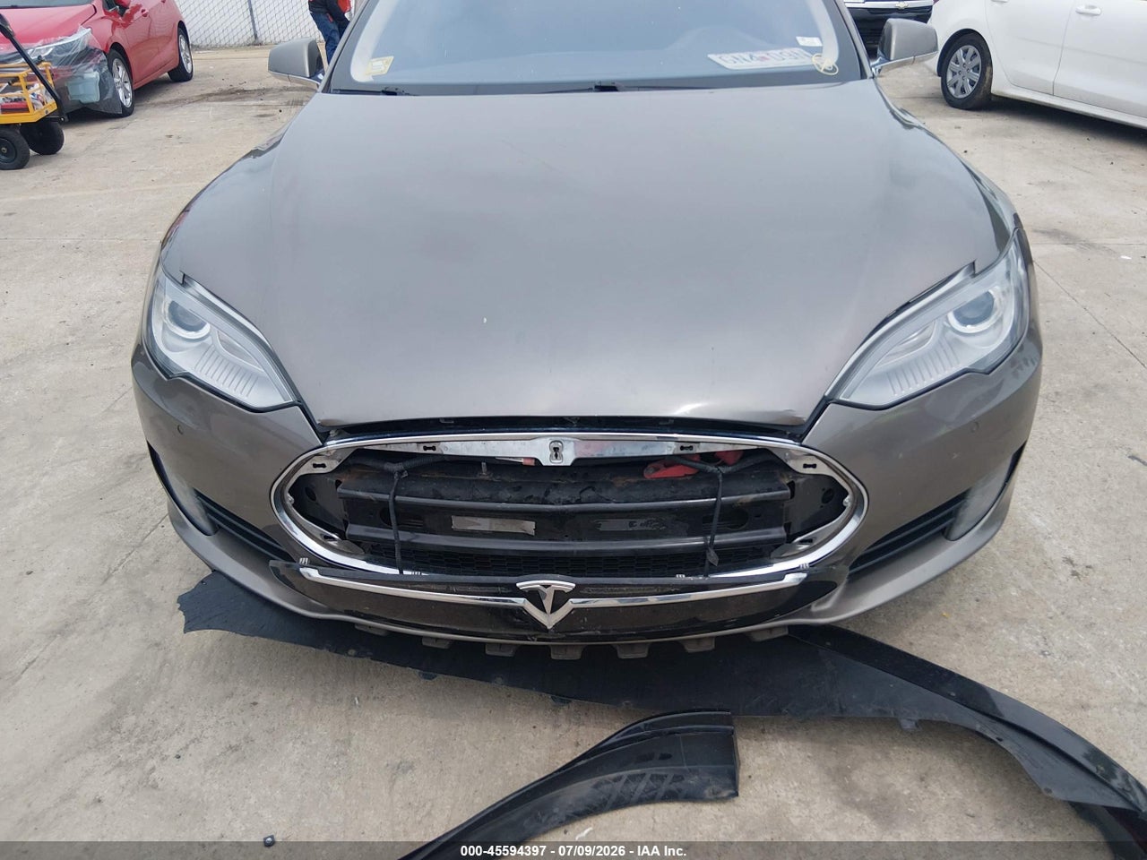 2015 TESLA MODEL S 70D/85D/P85D · 6/11