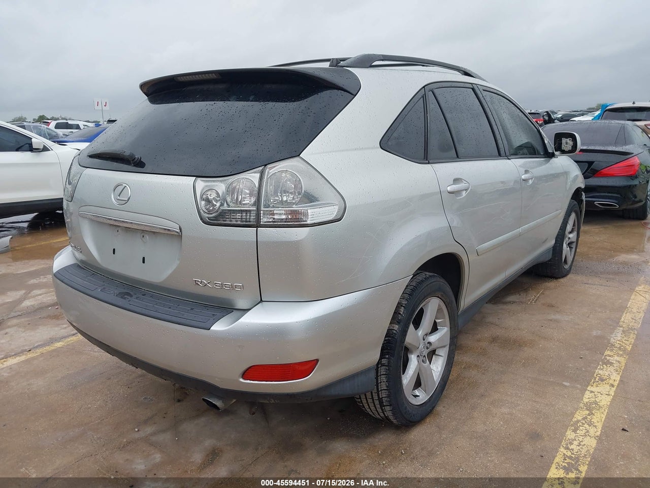 2004 LEXUS RX 330   · 4/11