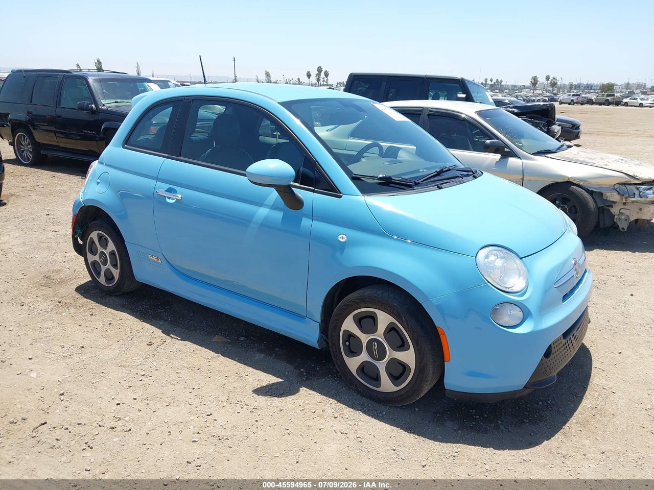 3C3CFFGE4HT****** · 2017 FIAT 500E BATTERY ELECTRIC