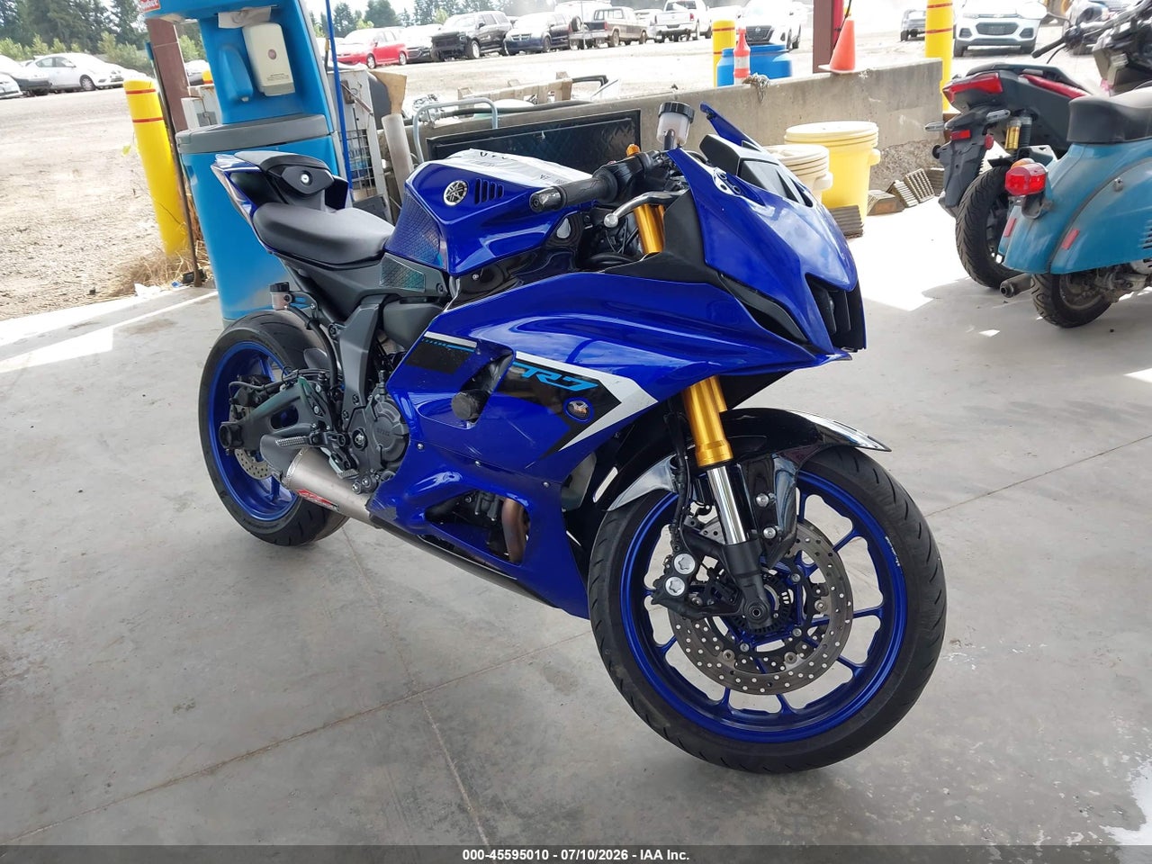 JYARM38E0SA****** · 2025 YAMAHA YZFR7
