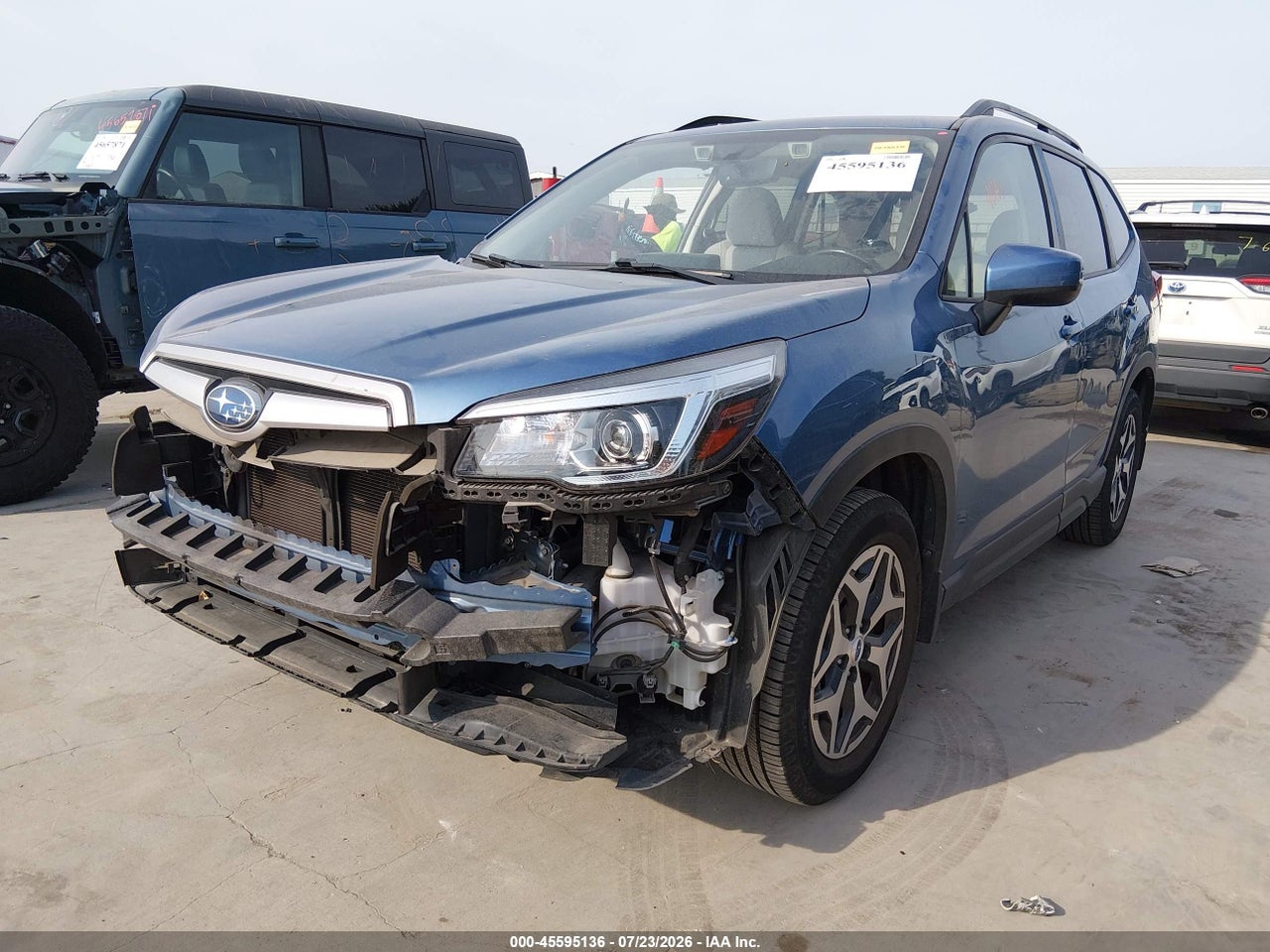 JF2SKAGC8KH****** · 2019 SUBARU FORESTER PREMIUM · 2/11