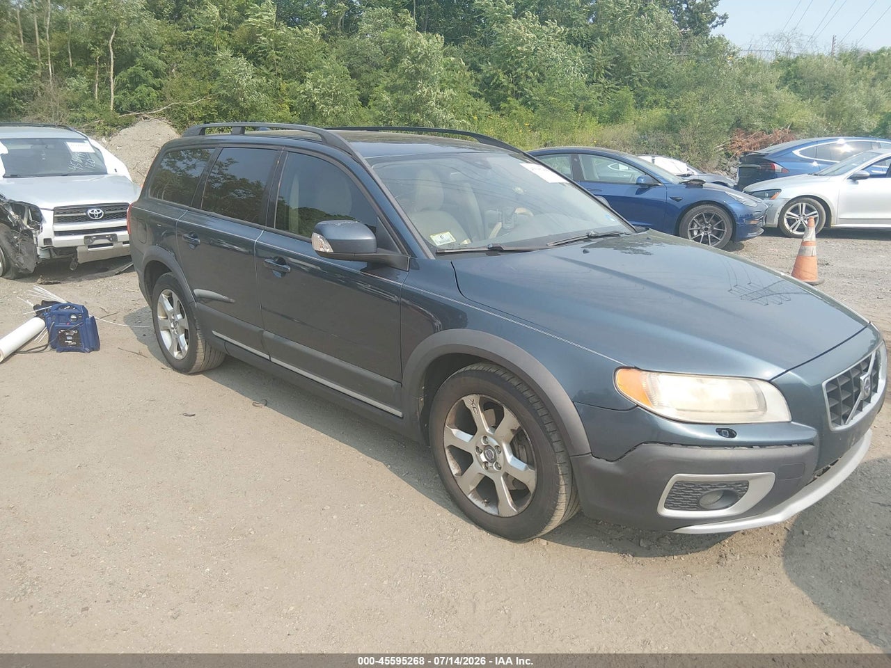 YV4BZ982491****** · 2009 VOLVO XC70 3.2