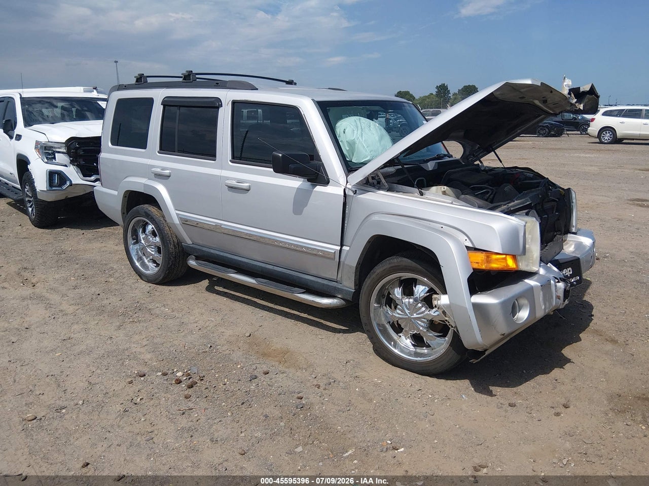1J4RH4GK0AC****** · 2010 JEEP COMMANDER SPORT