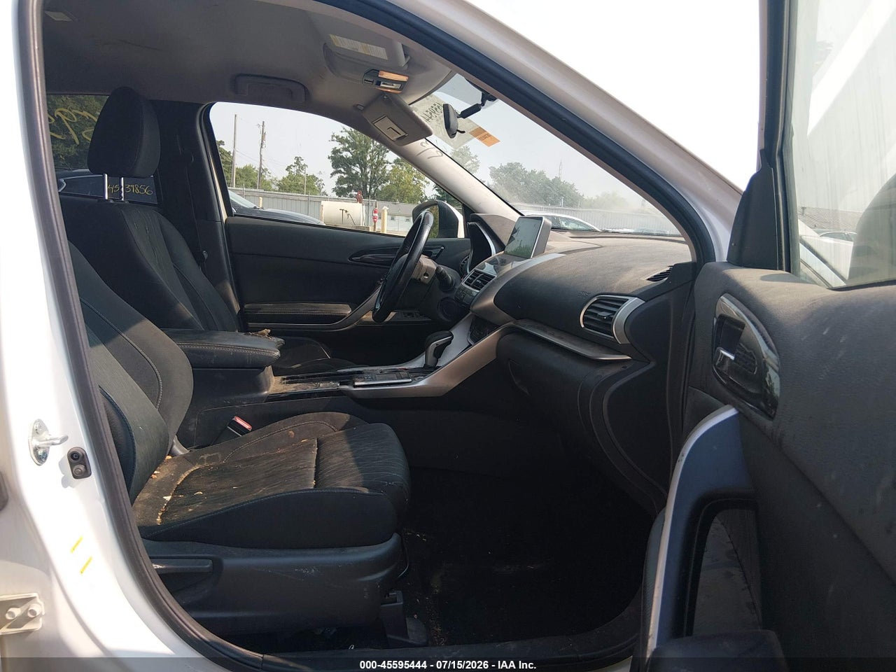 2018 MITSUBISHI ECLIPSE CROSS SE · 5/11