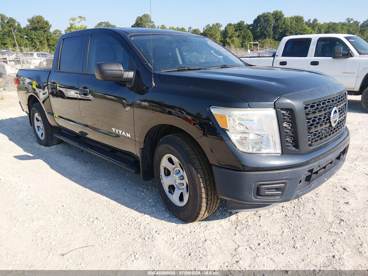 1N6AA1EK2HN****** · 2017 NISSAN TITAN S