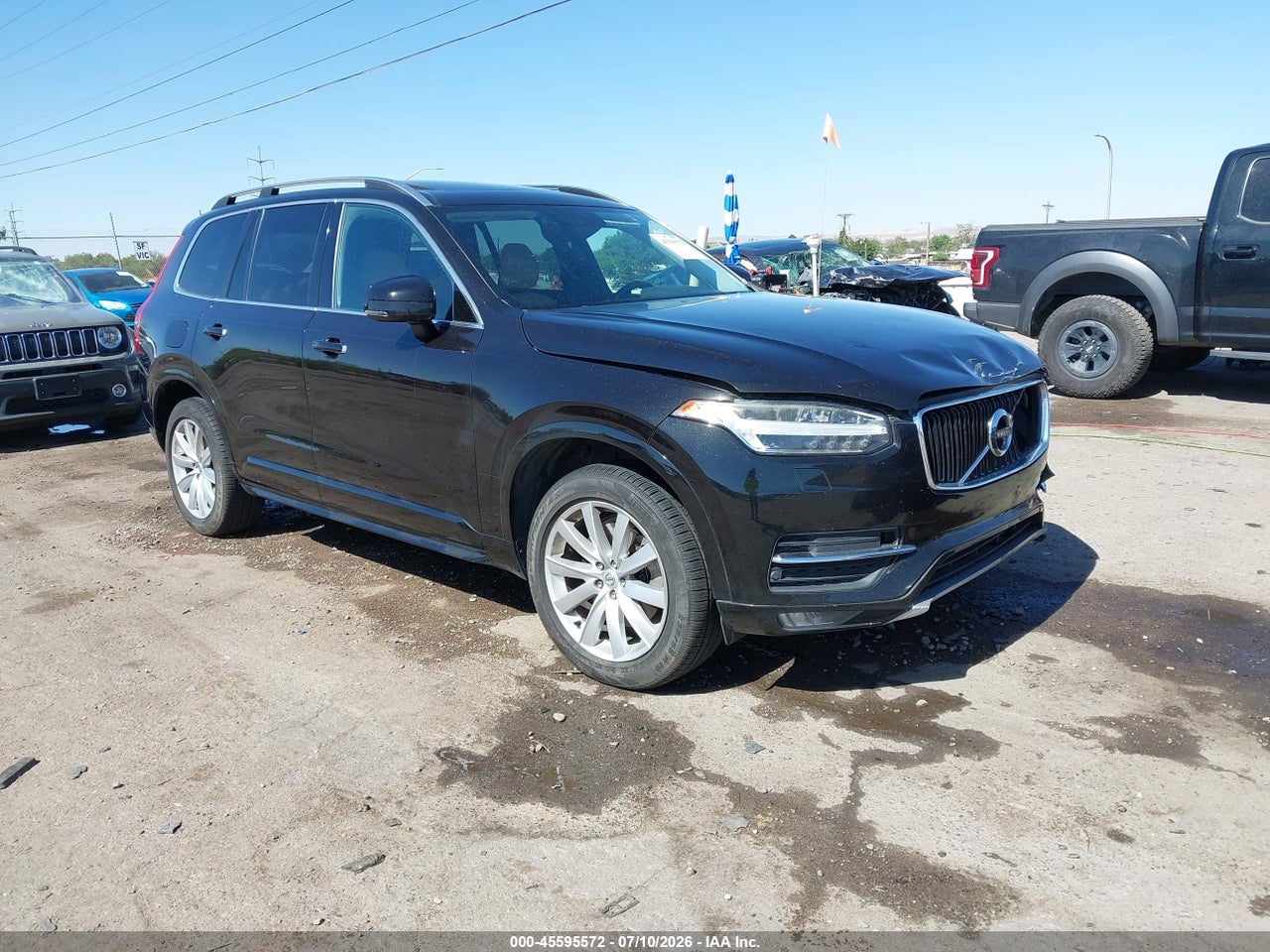 YV4A22PKXG1****** · 2016 VOLVO XC90 T6 MOMENTUM