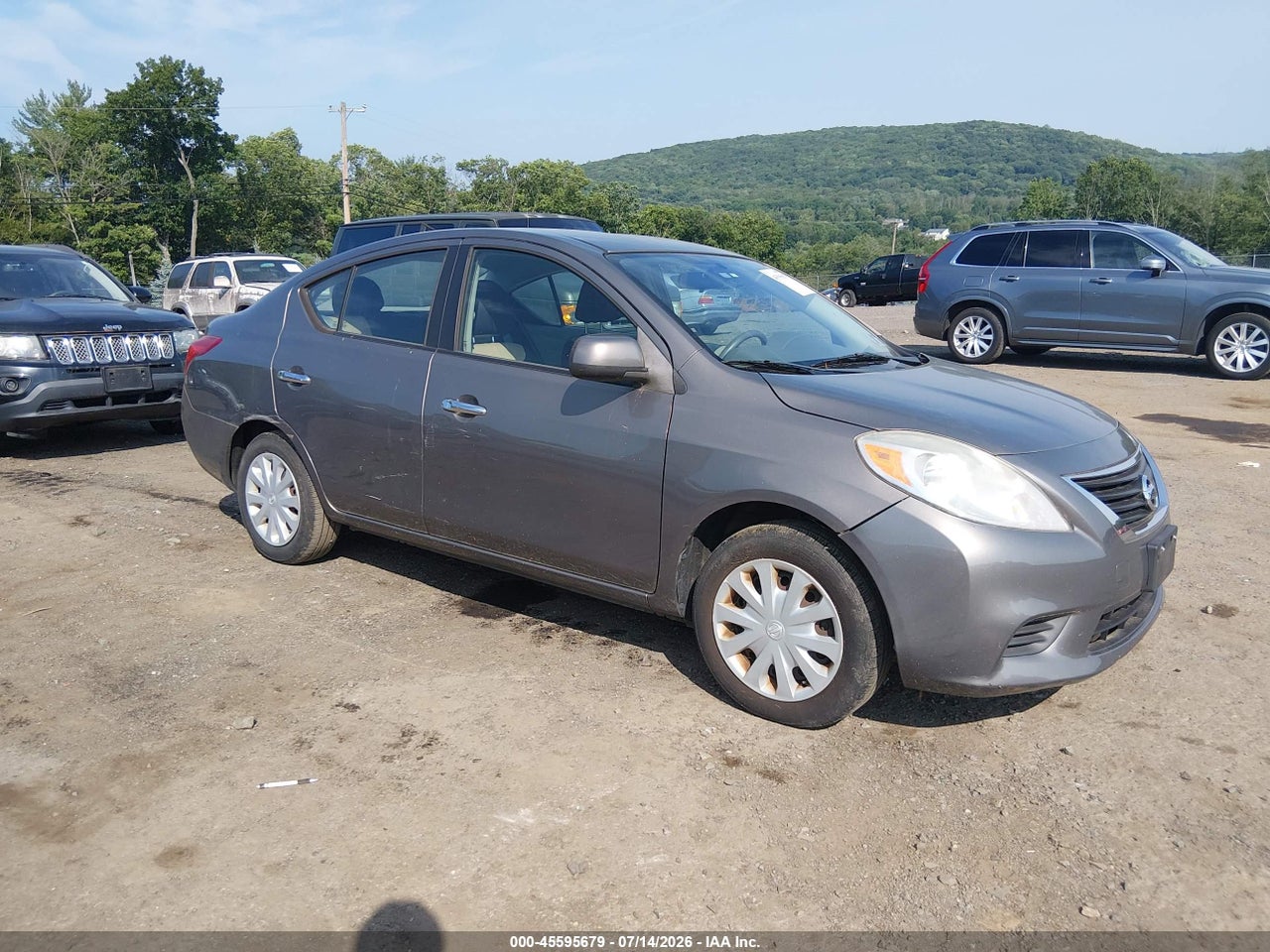 3N1CN7AP3CL****** · 2012 NISSAN VERSA 1.6 SV