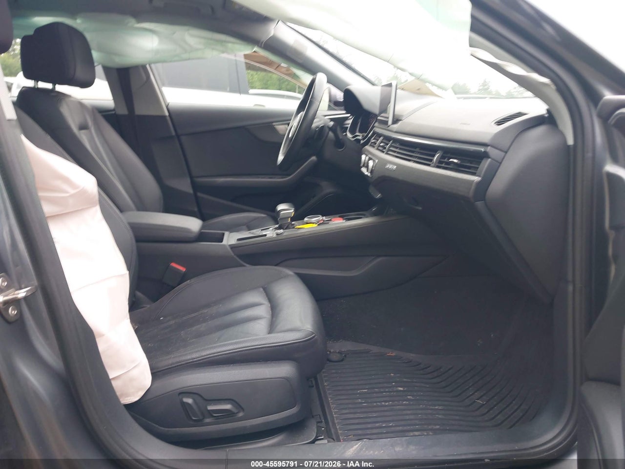 2018 AUDI A4 2.0T PREMIUM/2.0T TECH PREMIUM · 5/11