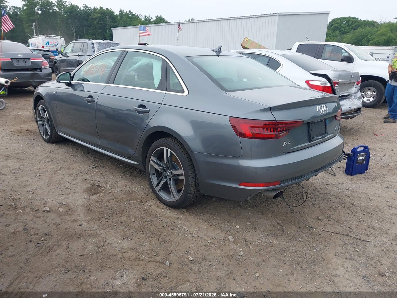 2018 AUDI A4 2.0T PREMIUM/2.0T TECH PREMIUM · 3/11