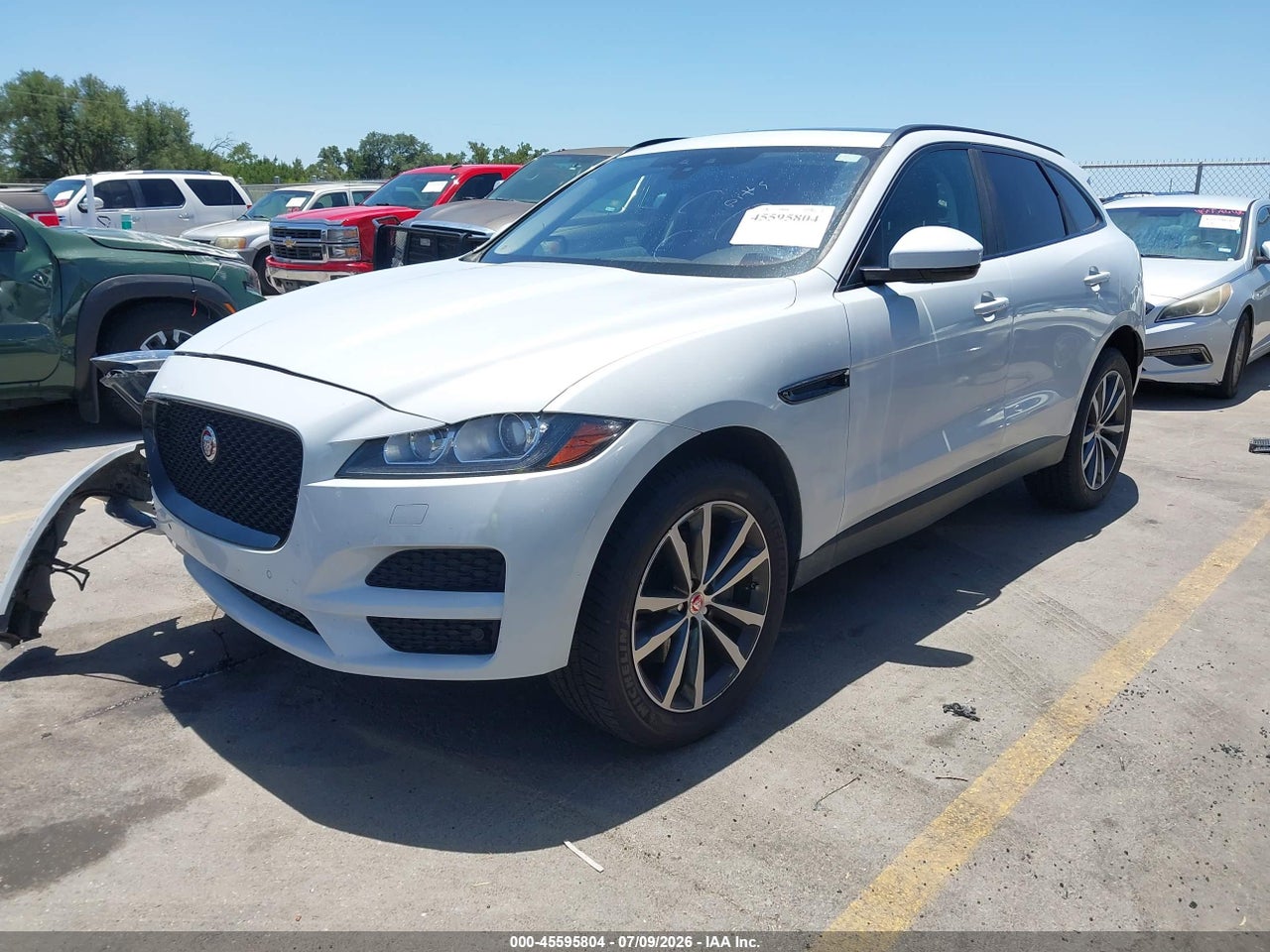 2017 JAGUAR F-PACE 35T PRESTIGE · 2/11