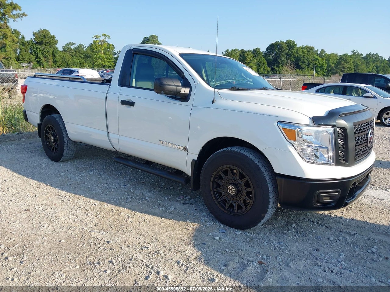 1N6AA1R85HN****** · 2017 NISSAN TITAN S