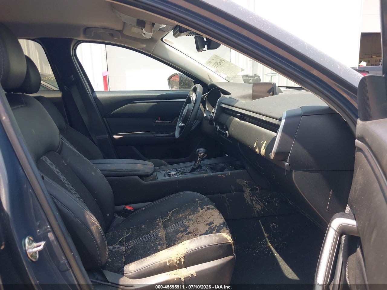 2025 MAZDA CX-50 2.5 S PREFERRED PACKAGE · 5/11