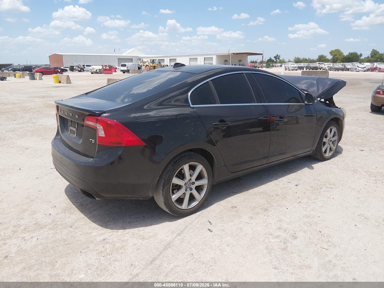 2016 VOLVO S60 T5 DRIVE-E PREMIER · 4/11