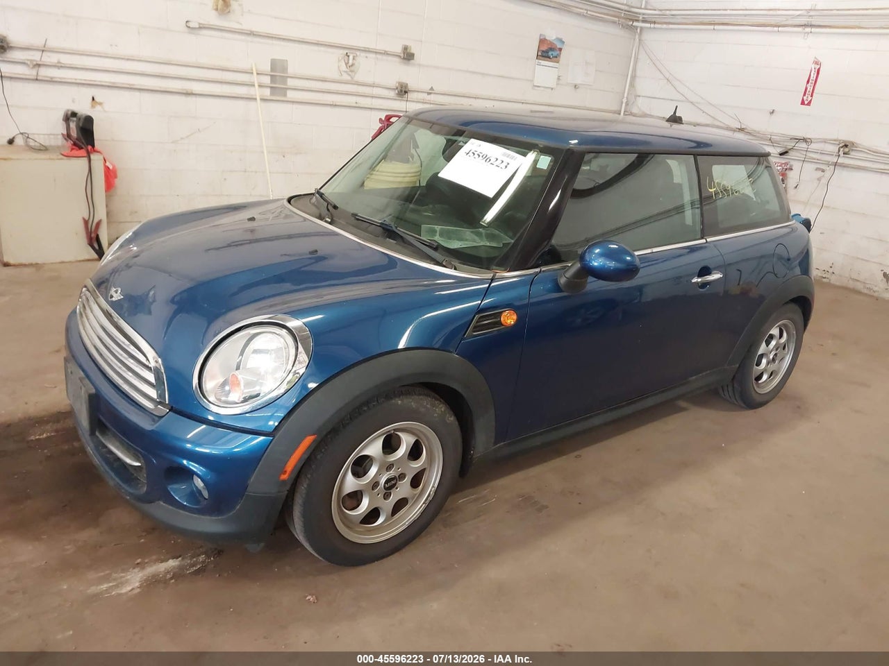 WMWSU3C51CT****** · 2012 MINI COOPER · 2/11