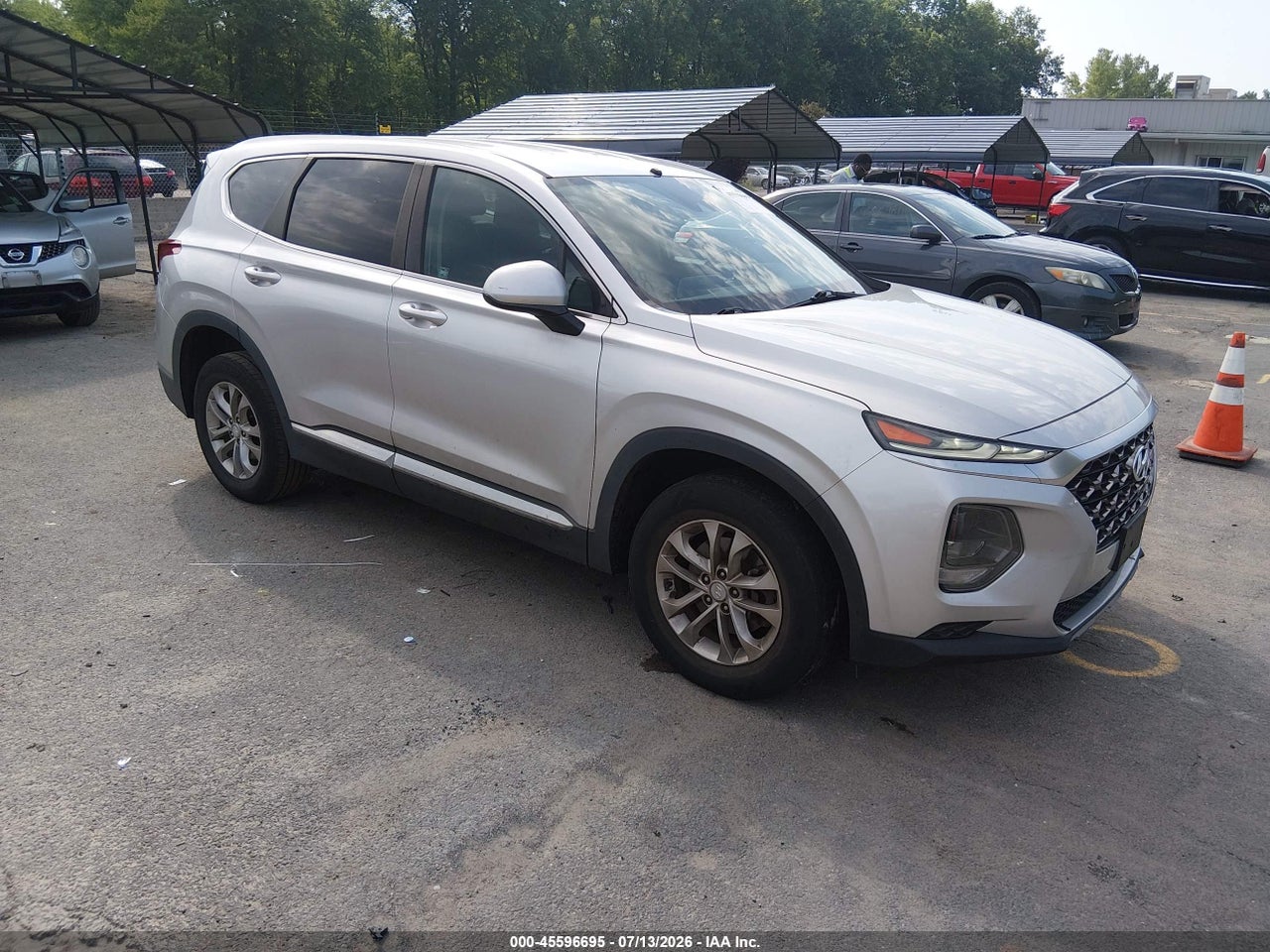 5NMS2CAD3KH****** · 2019 HYUNDAI SANTA FE SE