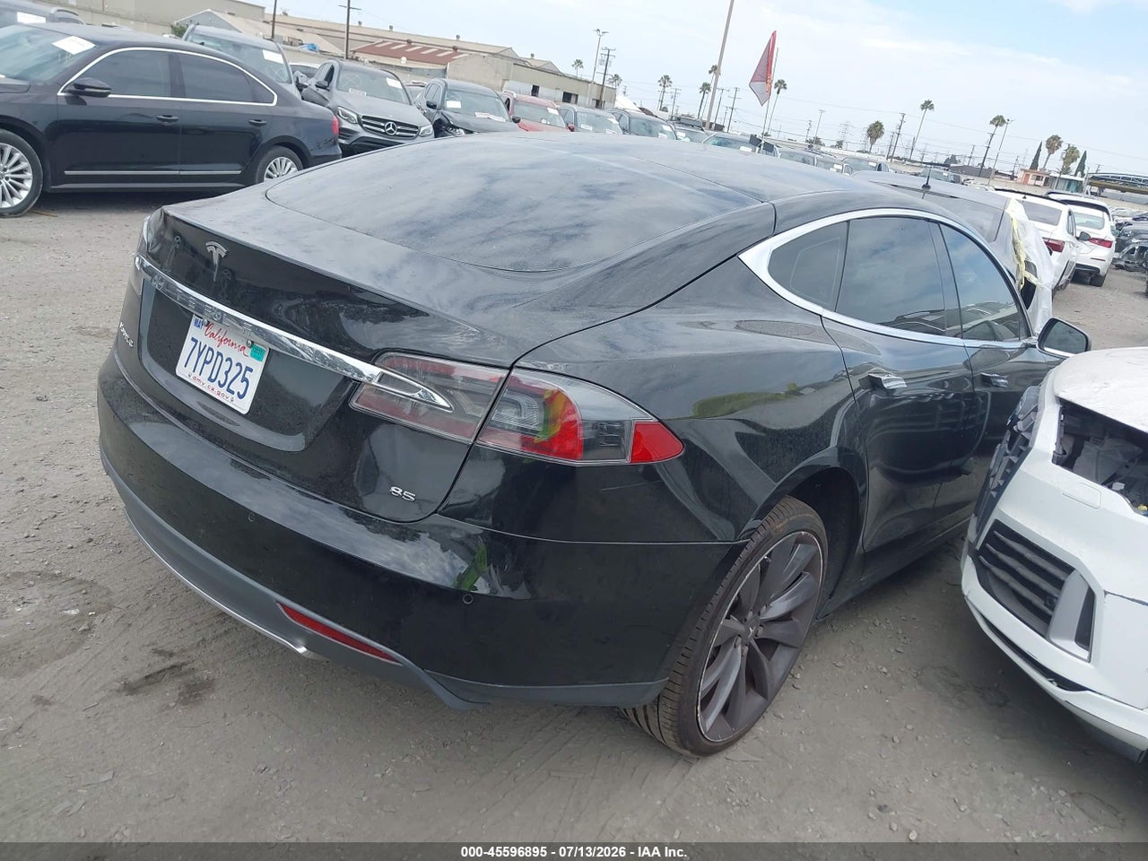 2014 TESLA MODEL S P85 · 4/10