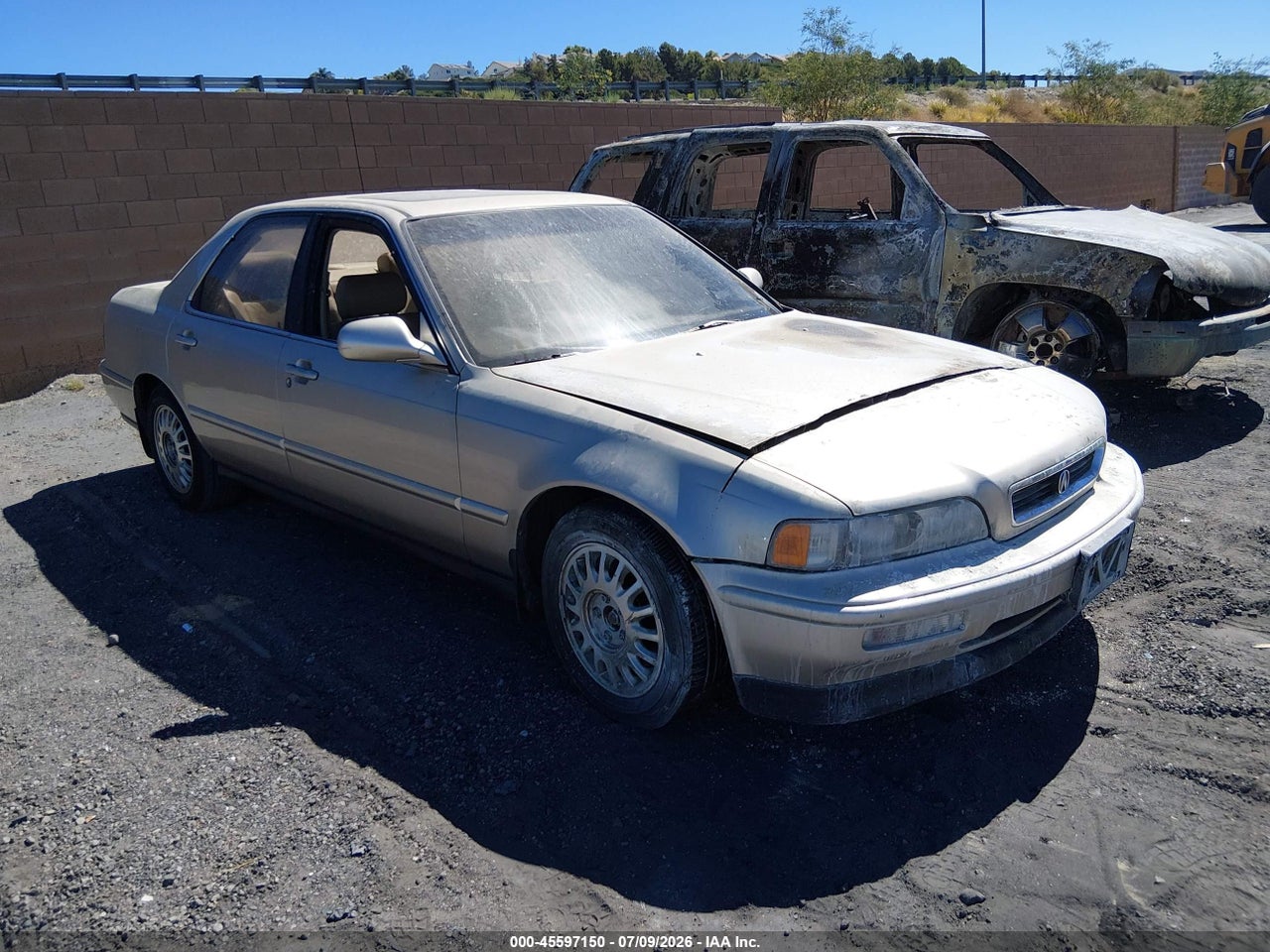 JH4KA7675PC****** · 1993 ACURA LEGEND LS