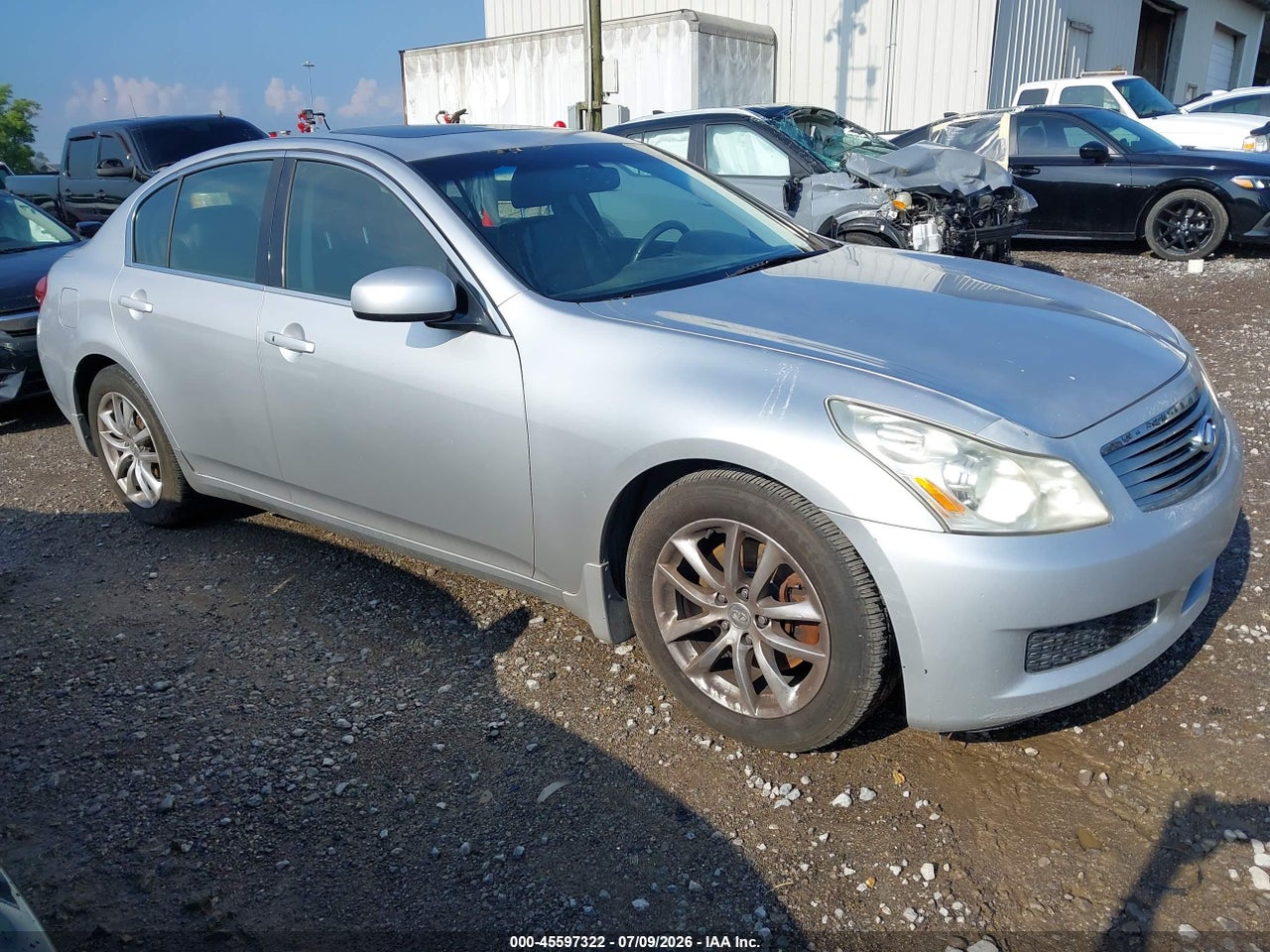 JNKBV61E88M****** · 2008 INFINITI G35 JOURNEY