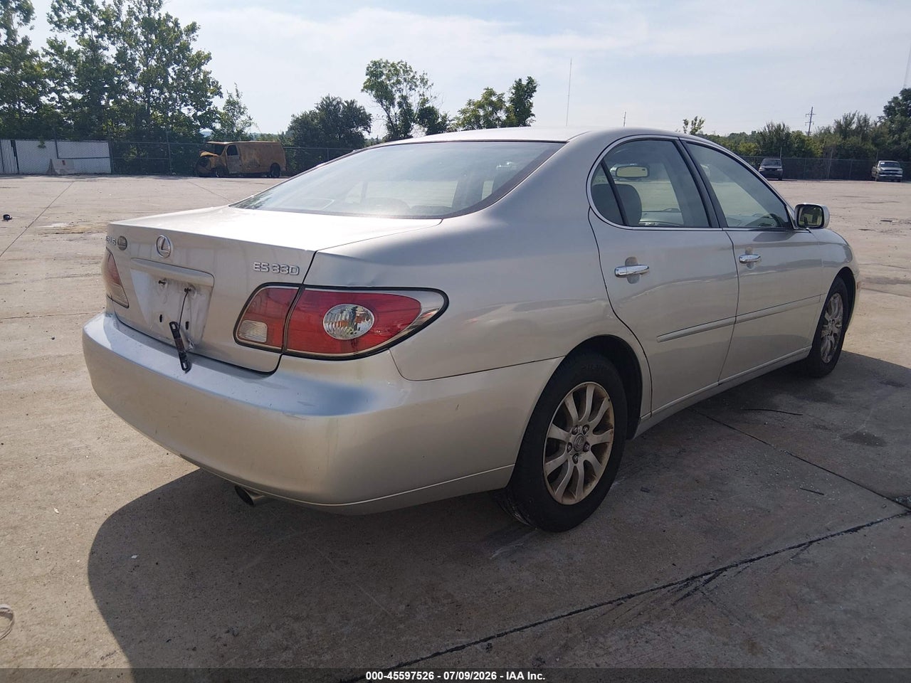 2004 LEXUS ES 330 · 4/11