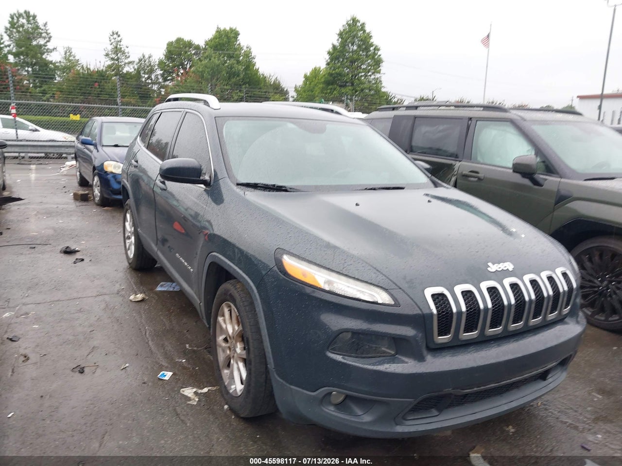 1C4PJLLB5JD****** · 2018 JEEP CHEROKEE LATITUDE PLUS FWD