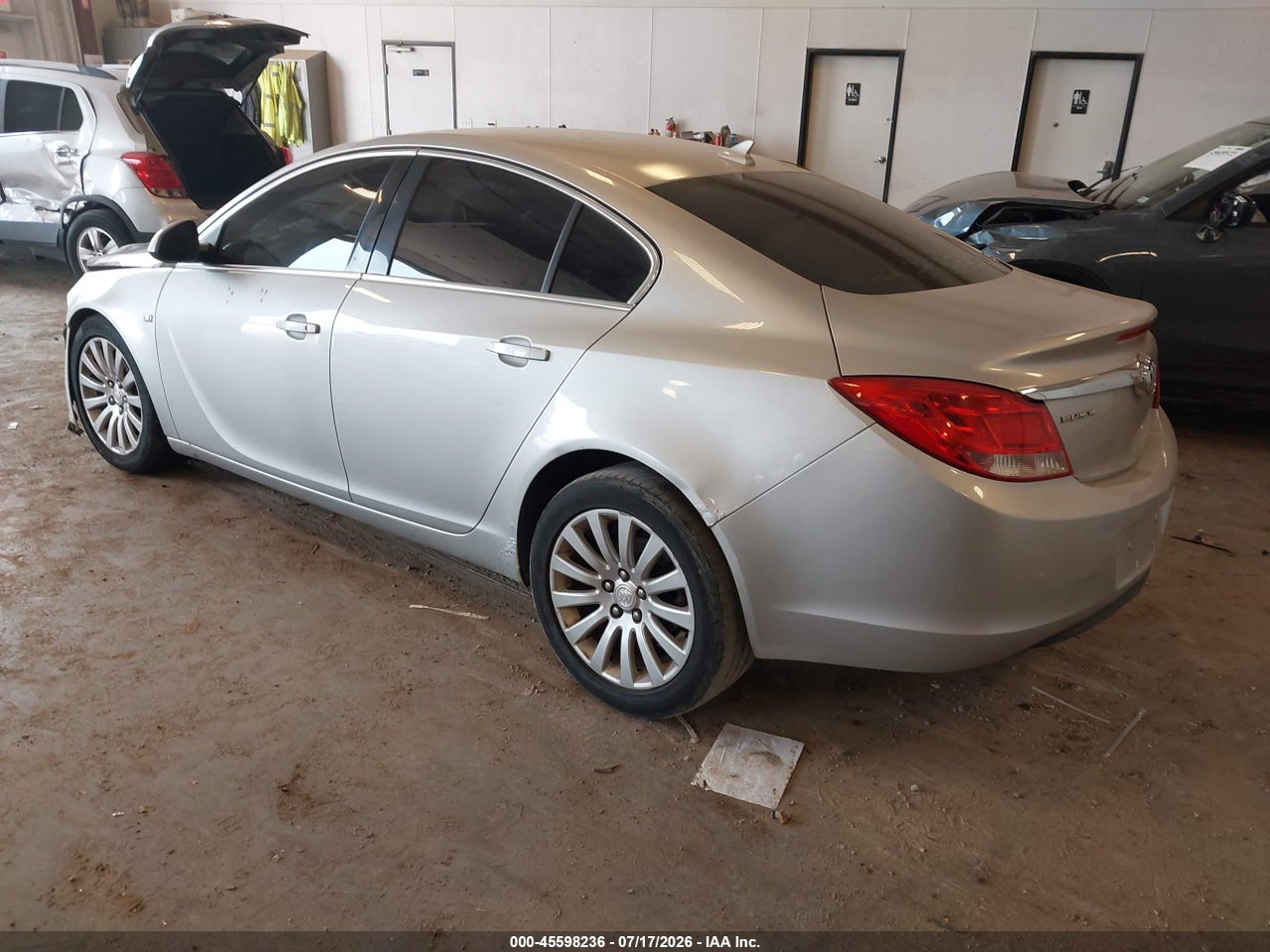 2011 BUICK REGAL CXL RUSSELSHEIM · 3/11