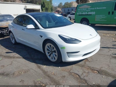 5YJ3E1EAXNF****** · 2022 TESLA MODEL 3 REAR-WHEEL DRIVE