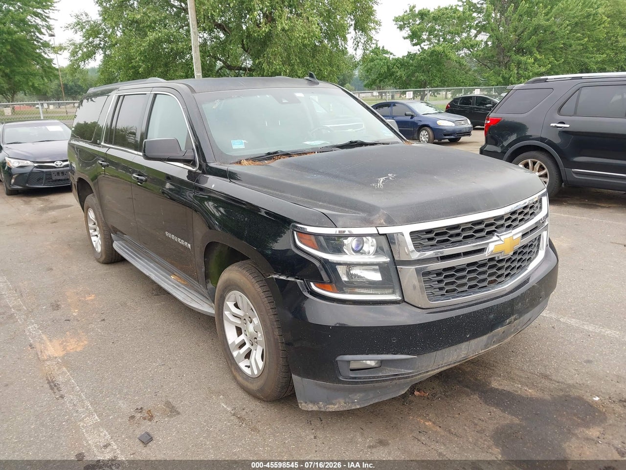 1GNSKJKC8FR****** · 2015 CHEVROLET SUBURBAN LT