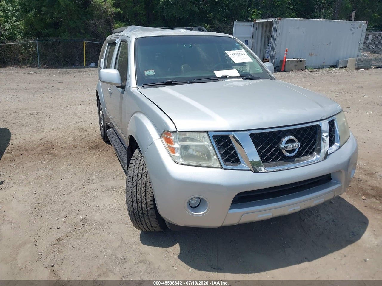 5N1AR1NB7BC****** · 2011 NISSAN PATHFINDER SILVER