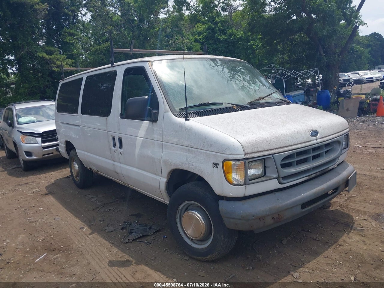 1FTNE24L3YH****** · 2000 FORD E-250 COMMERCIAL/RECREATIONAL