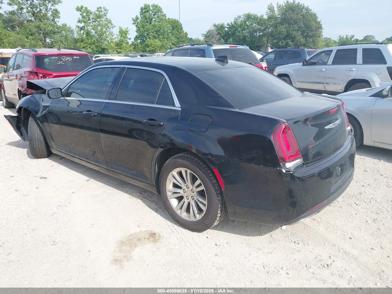 2017 CHRYSLER 300 LIMITED · 3/11