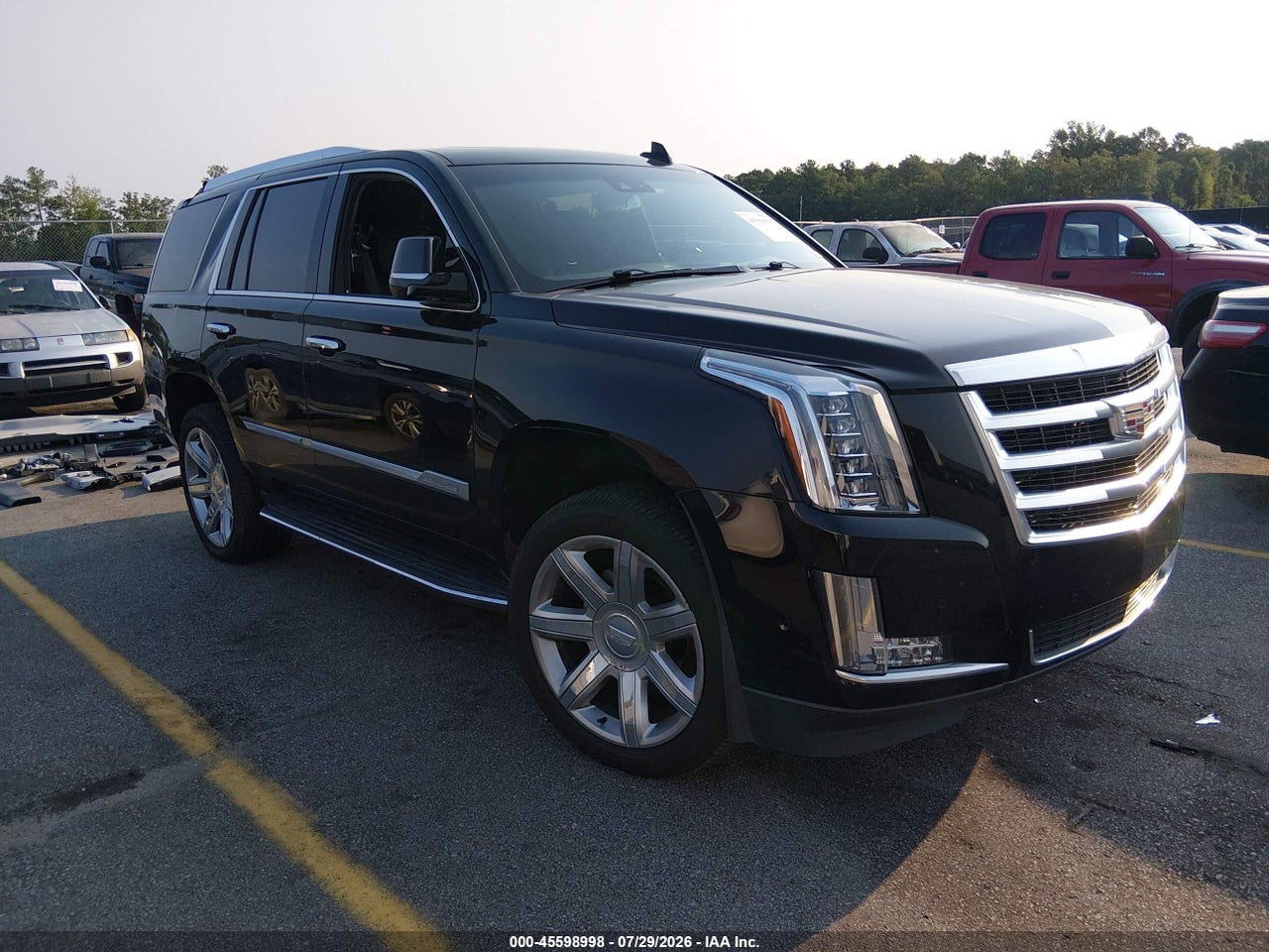 1GYS4BKJ4KR****** · 2019 CADILLAC ESCALADE LUXURY