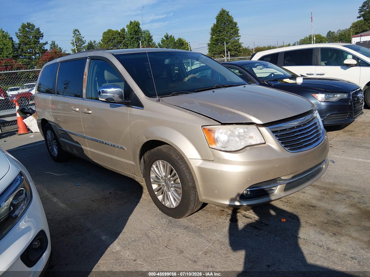 2C4RC1CG2FR****** · 2015 CHRYSLER TOWN &amp; COUNTRY TOURING-L