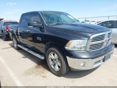 1C6RR7LG7HS****** · 2017 RAM 1500 BIG HORN  4X4 5'7 BOX