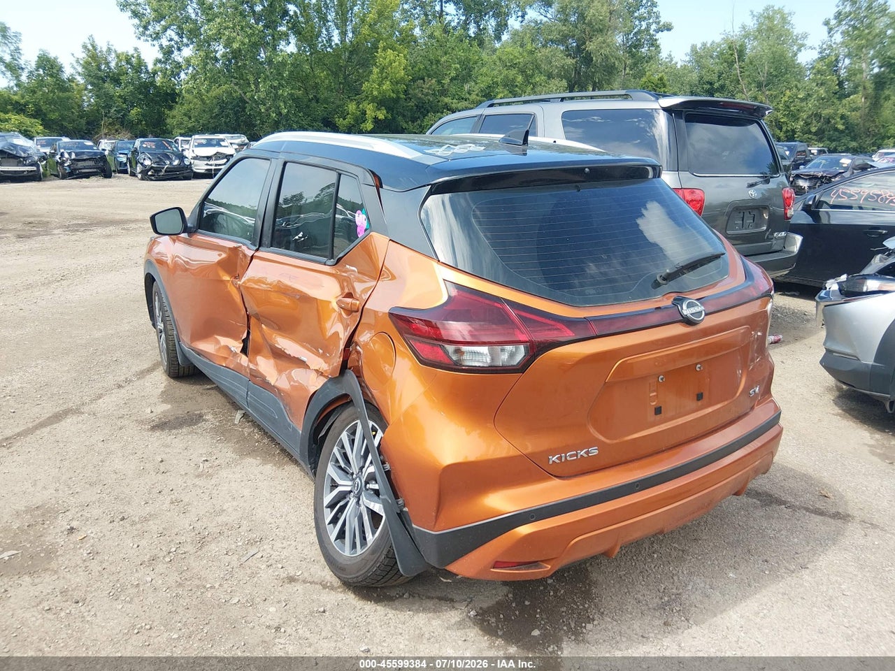 2023 NISSAN KICKS SV XTRONIC CVT · 3/11