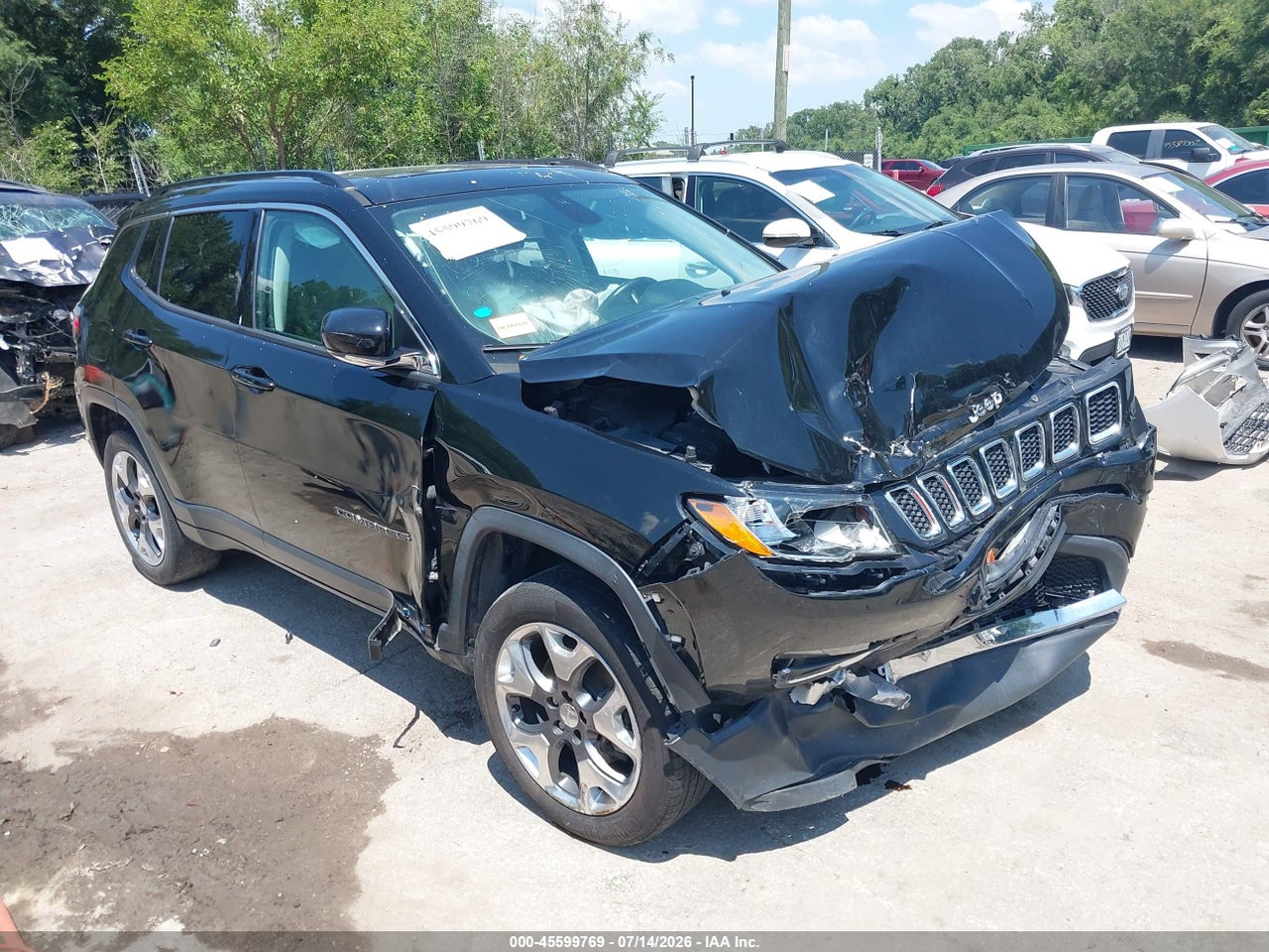 3C4NJDCB5KT****** · 2019 JEEP COMPASS LIMITED 4X4