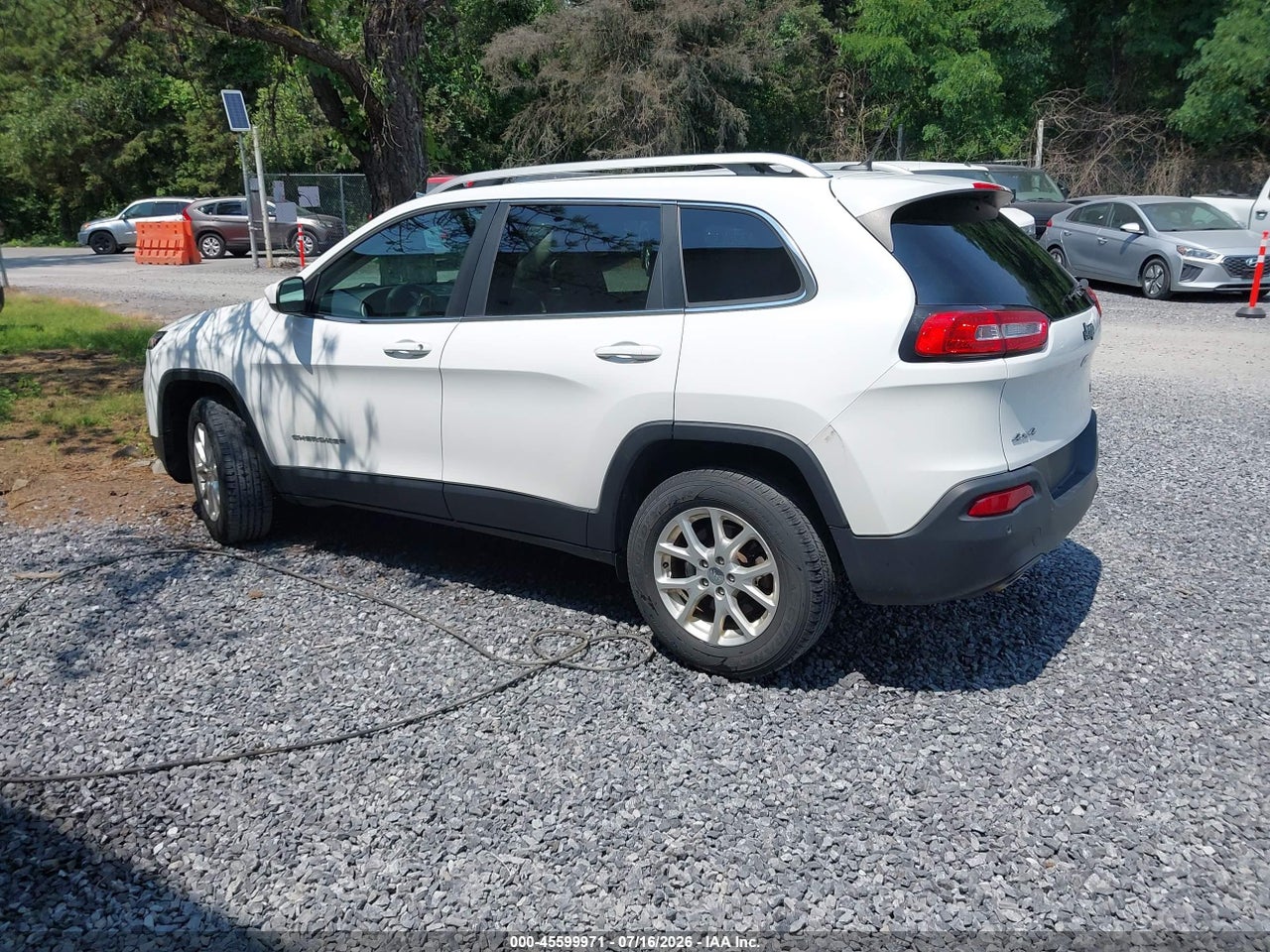 2018 JEEP CHEROKEE LATITUDE 4X4 · 3/5