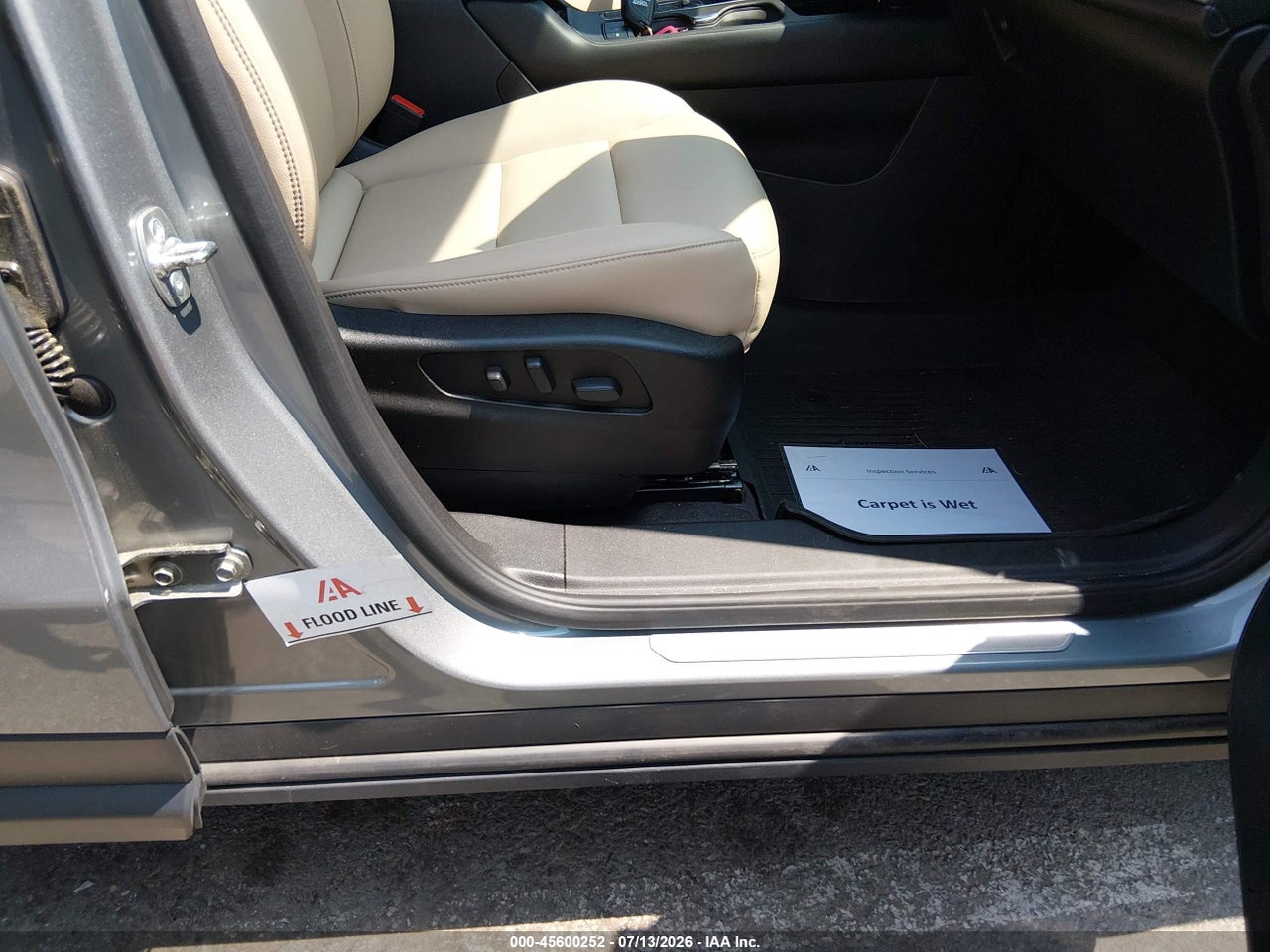 2024 CADILLAC XT4 FWD LUXURY · 6/11