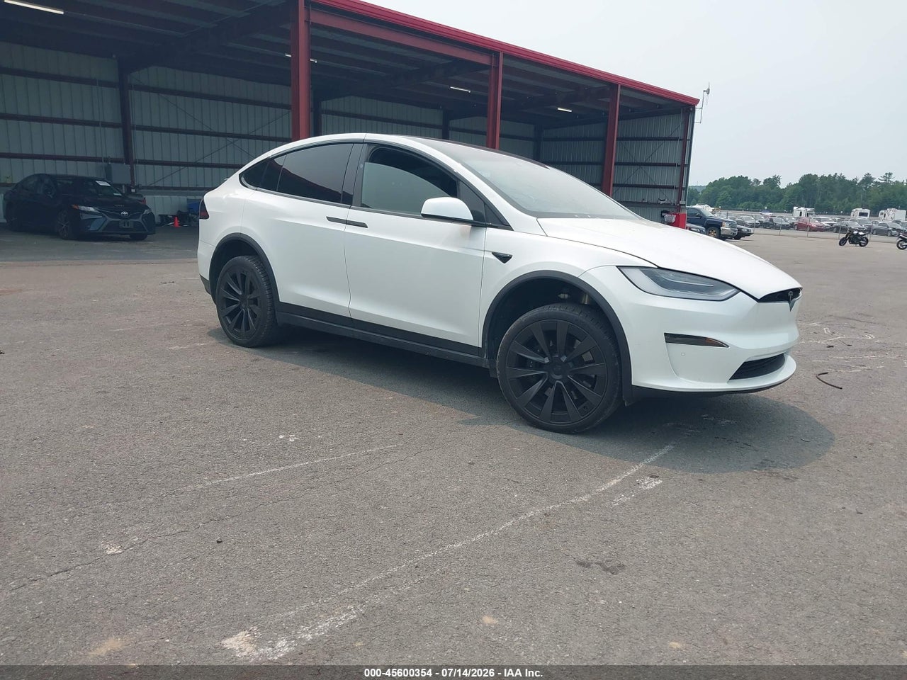 7SAXCBE67NF****** · 2022 TESLA MODEL X PLAID TRI MOTOR ALL-WHEEL DRIVE