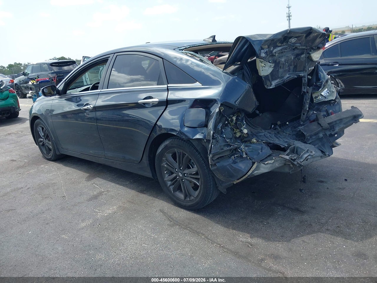 2013 HYUNDAI SONATA LIMITED · 3/11