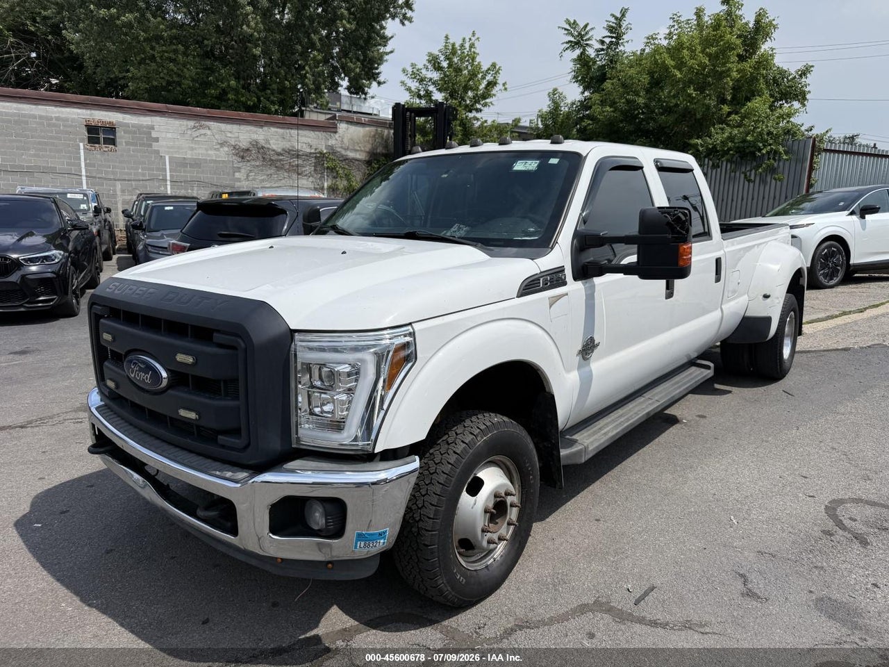 1FT8W3DT1FE****** · 2015 FORD F-350 XL