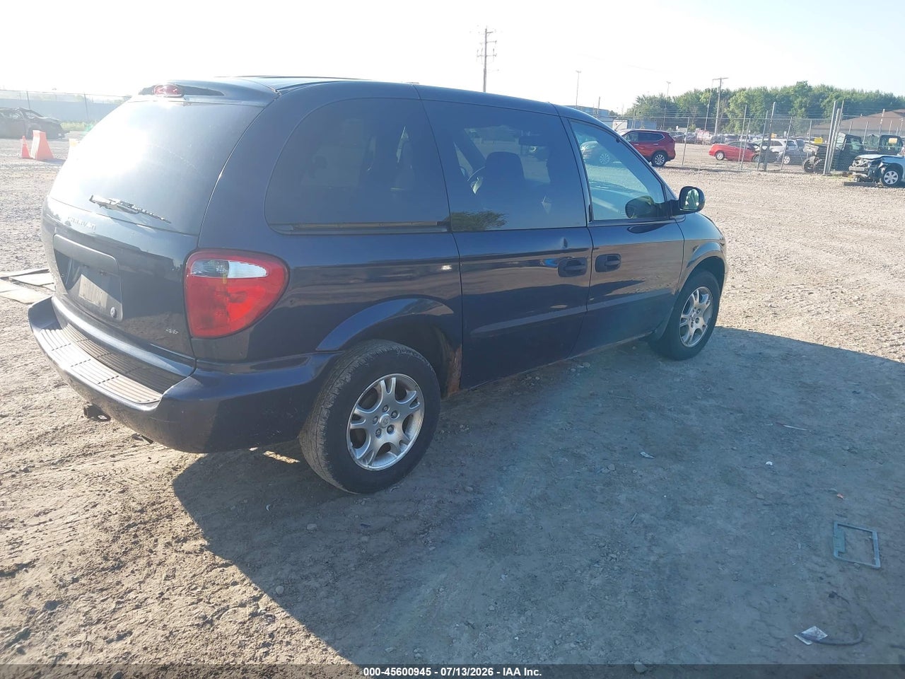 2003 DODGE CARAVAN SE · 4/11