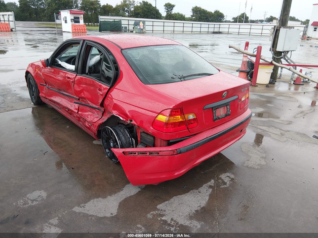 2005 BMW 325I   · 3/11
