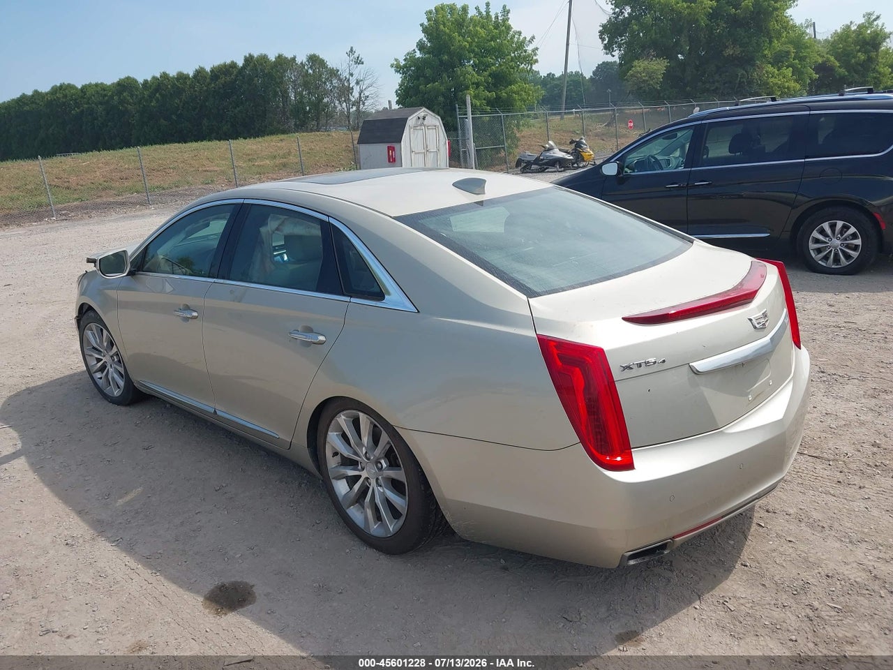 2016 CADILLAC XTS LUXURY COLLECTION · 3/11