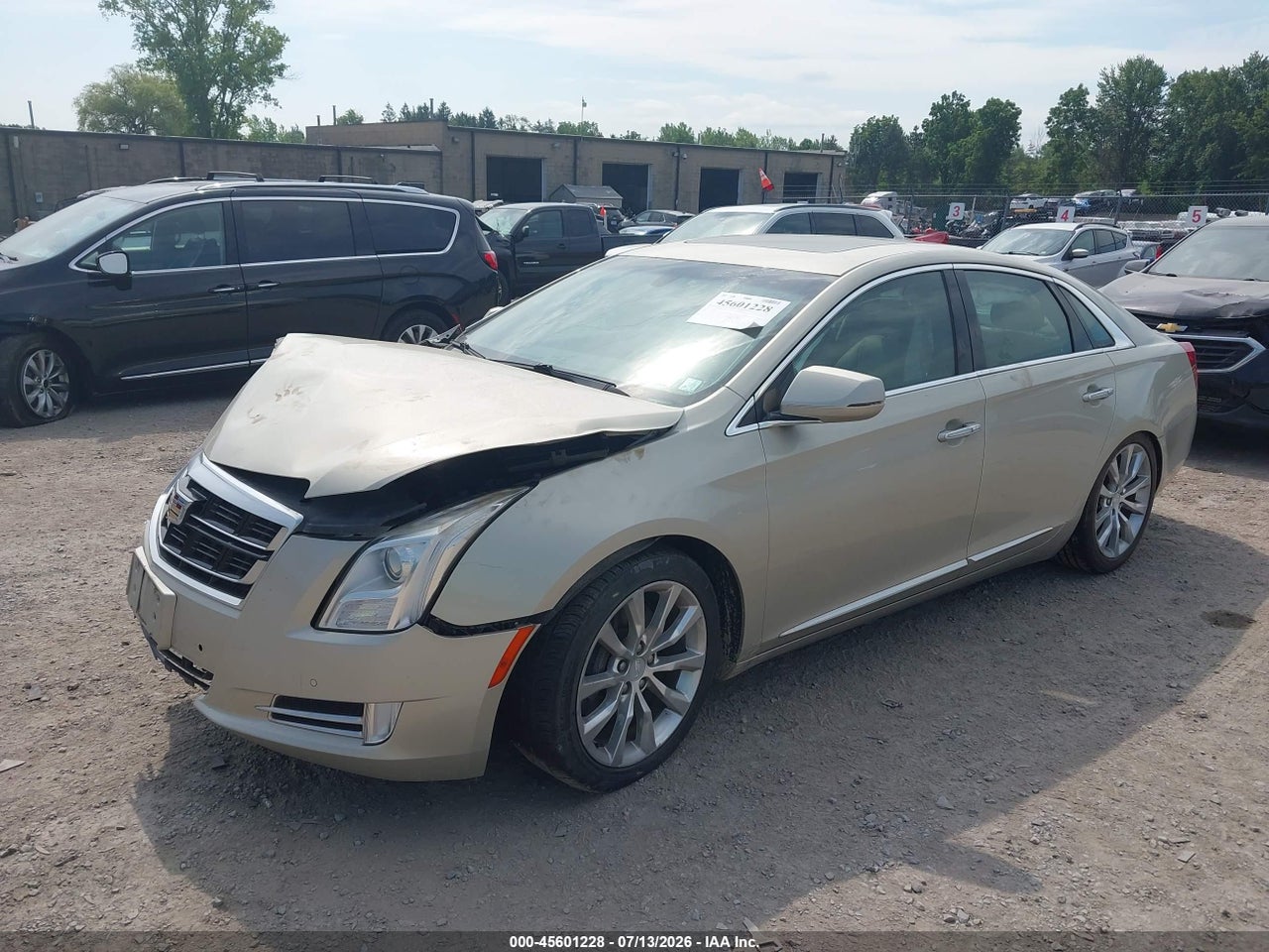 2016 CADILLAC XTS LUXURY COLLECTION · 2/11