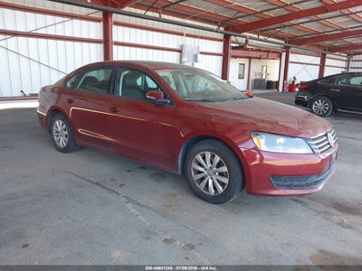 1VWAT7A3XFC****** · 2015 VOLKSWAGEN PASSAT 1.8T WOLFSBURG EDITION
