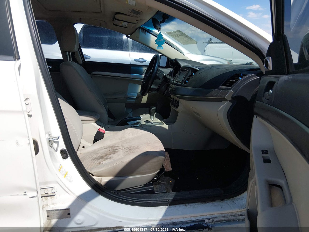 2014 MITSUBISHI LANCER SE · 5/11
