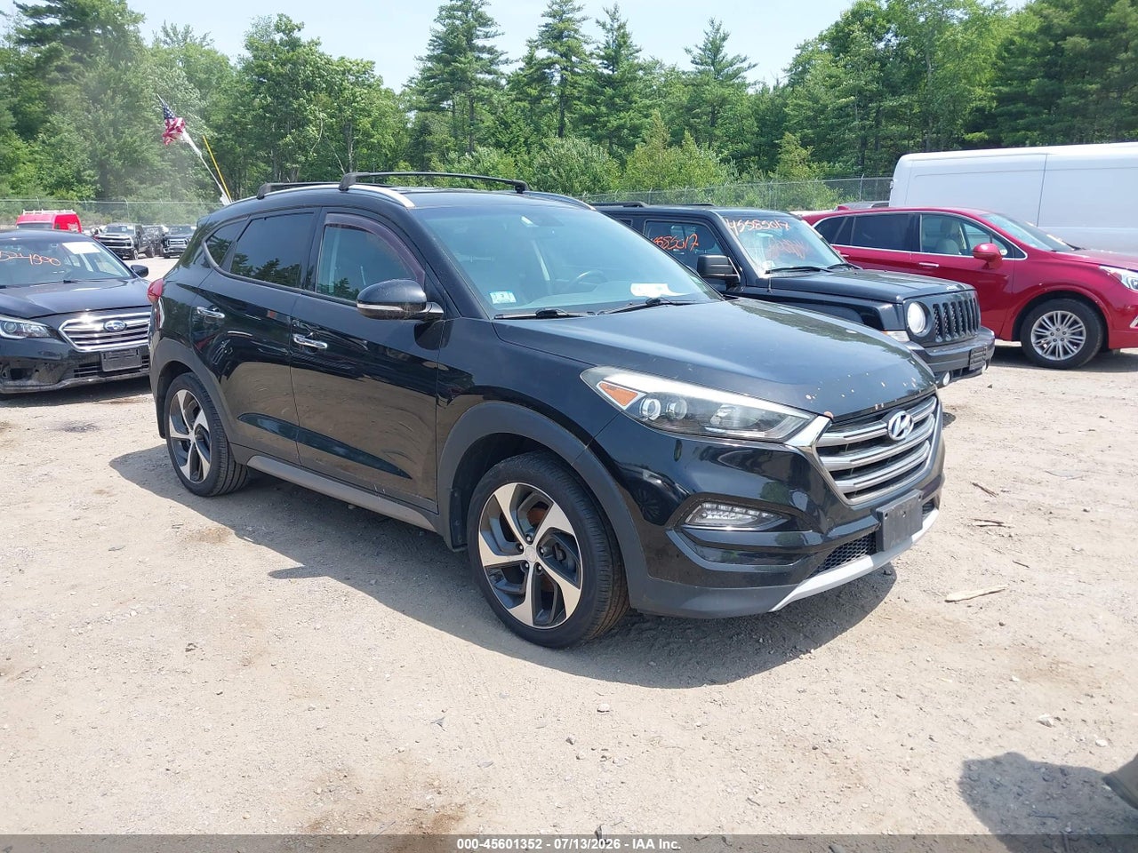 KM8J3CA25HU****** · 2017 HYUNDAI TUCSON LIMITED